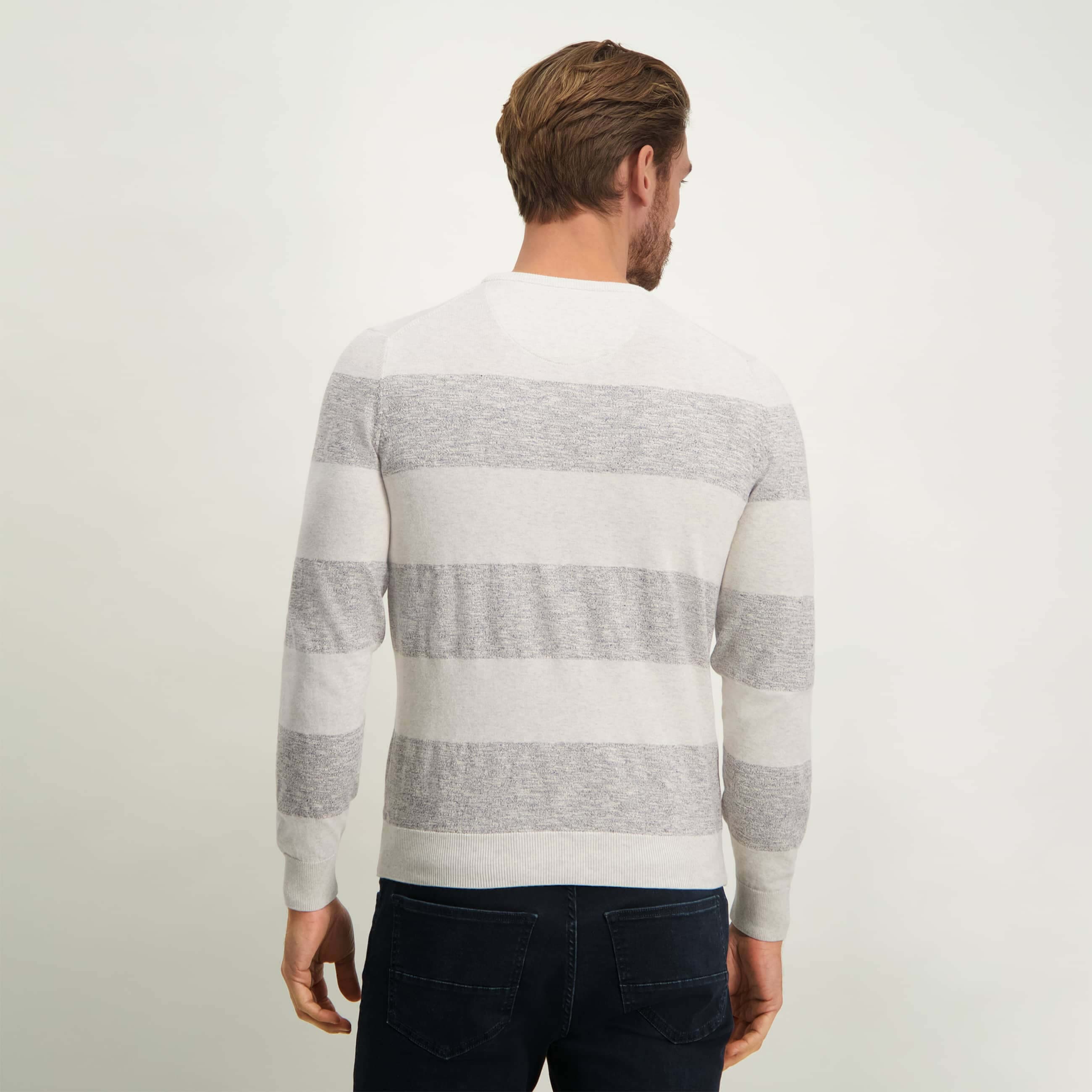 C-neck striped