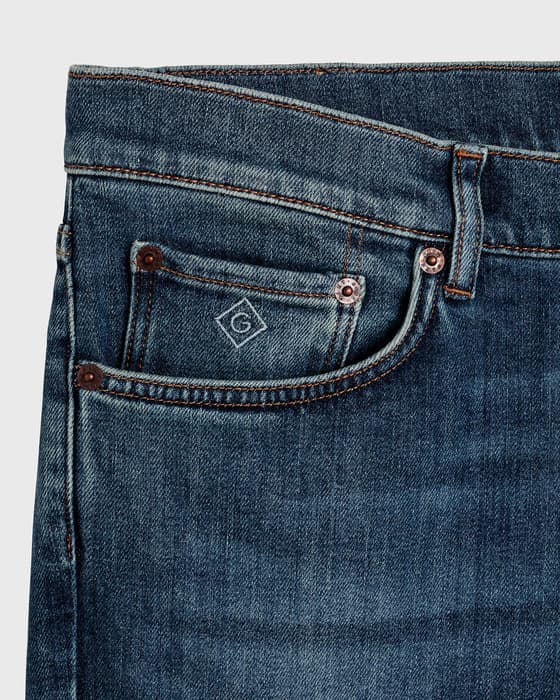 Slim fit mid rise straight leg