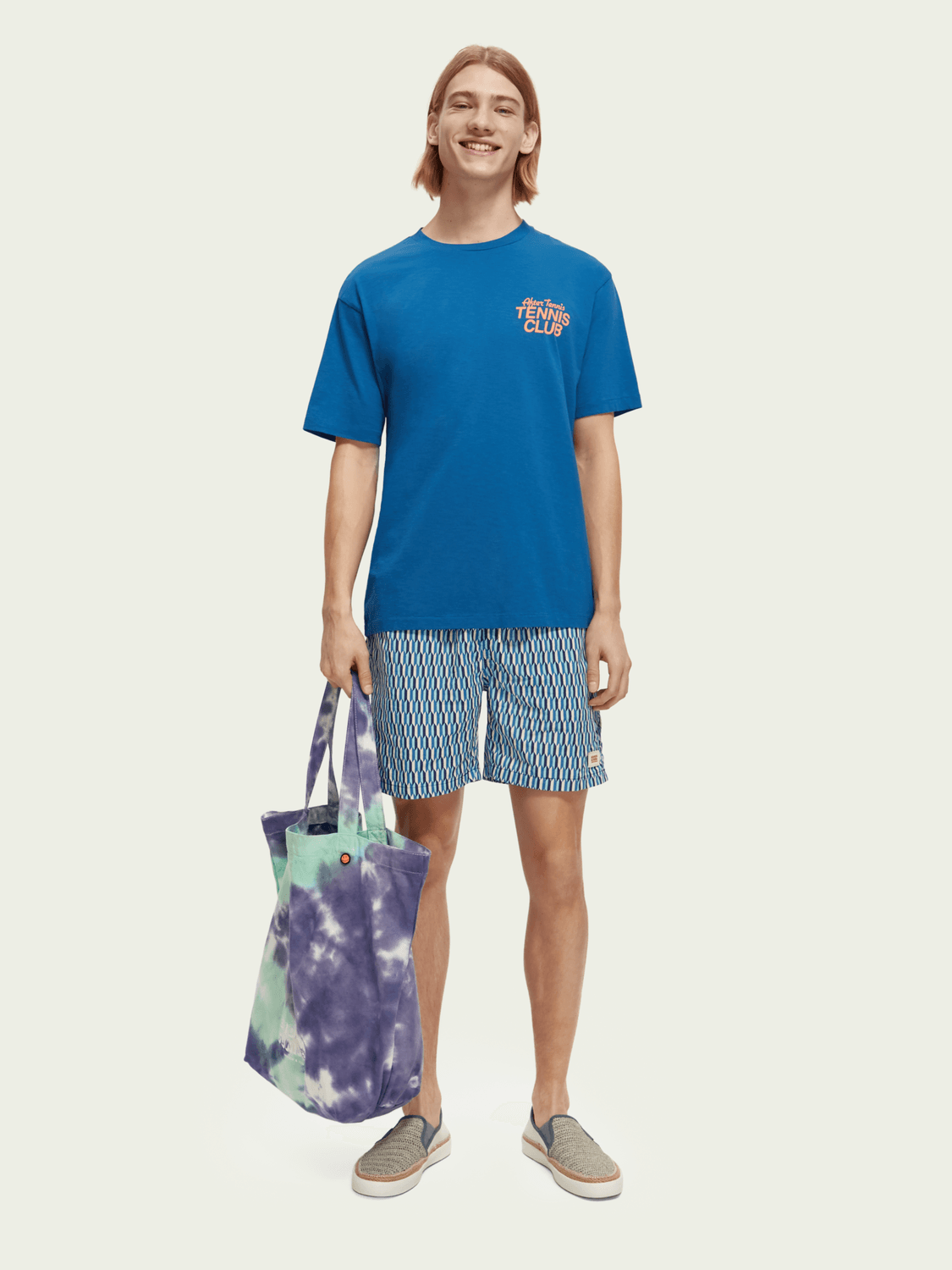 Slogan artwork tee