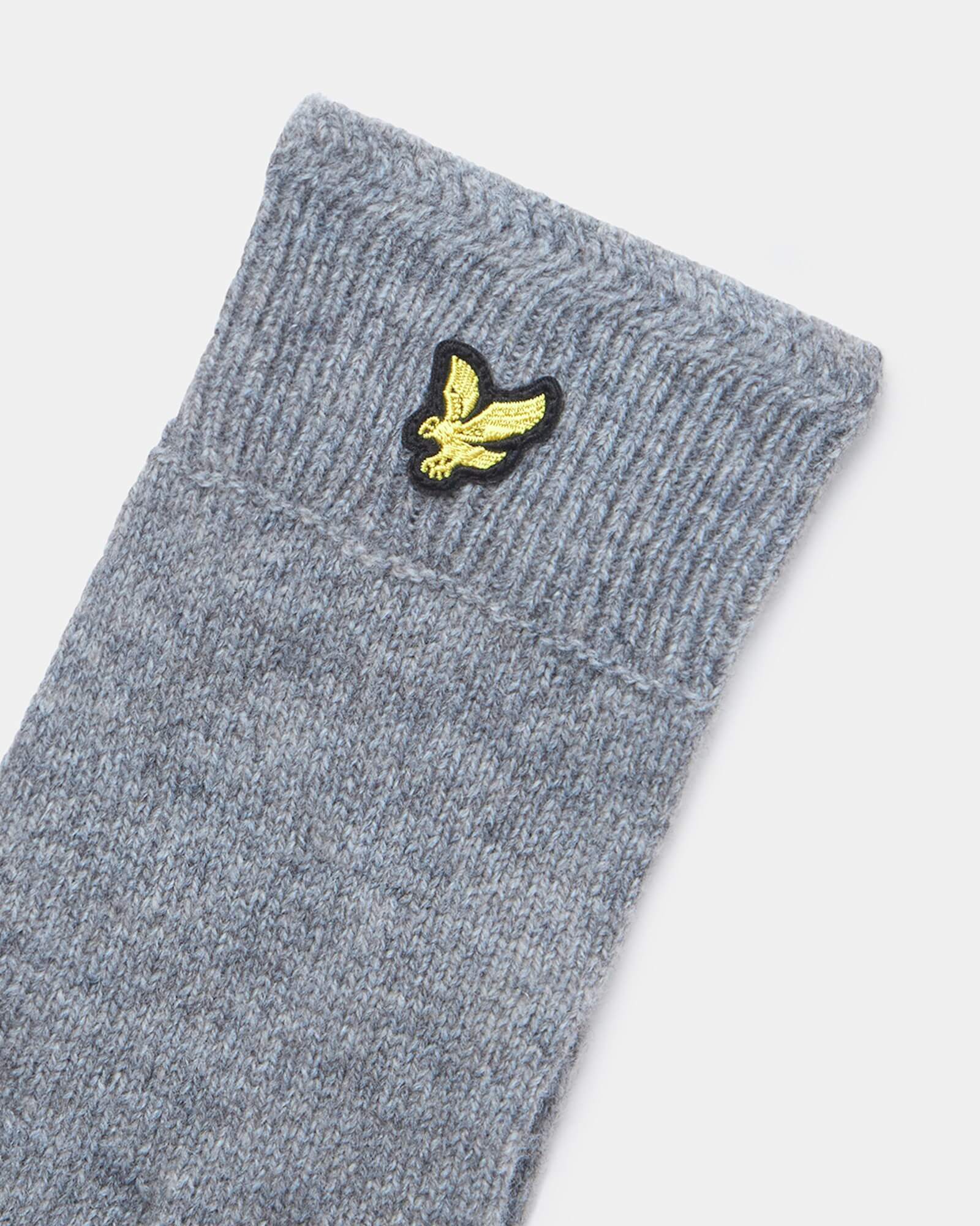 Racked ribbed gloves