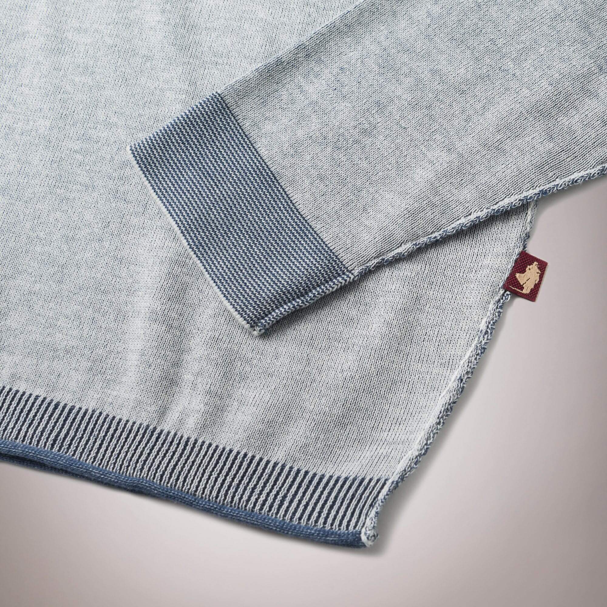 Vanis v sweater