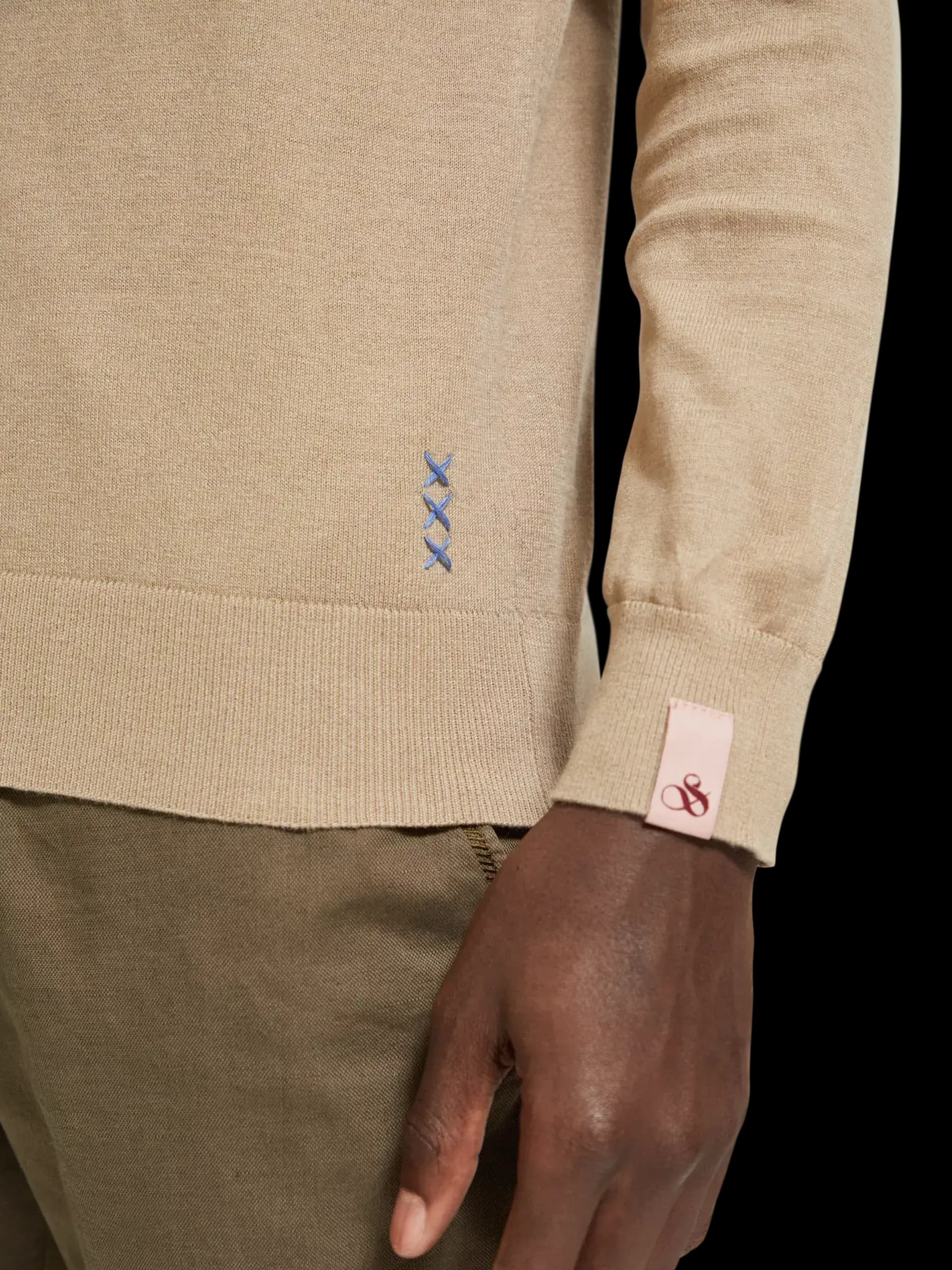 Linen blend c-neck