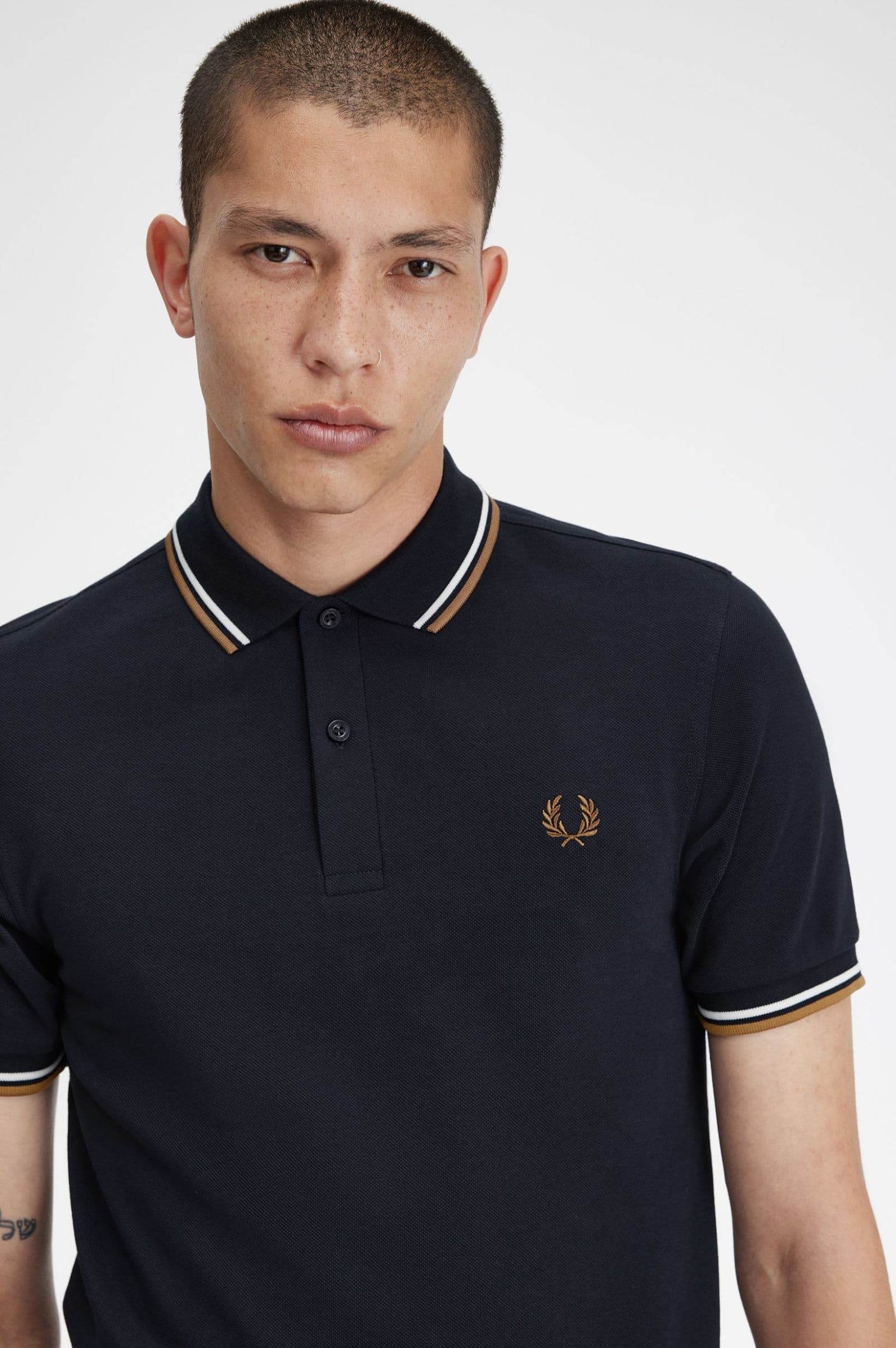 Twin tipped shirt