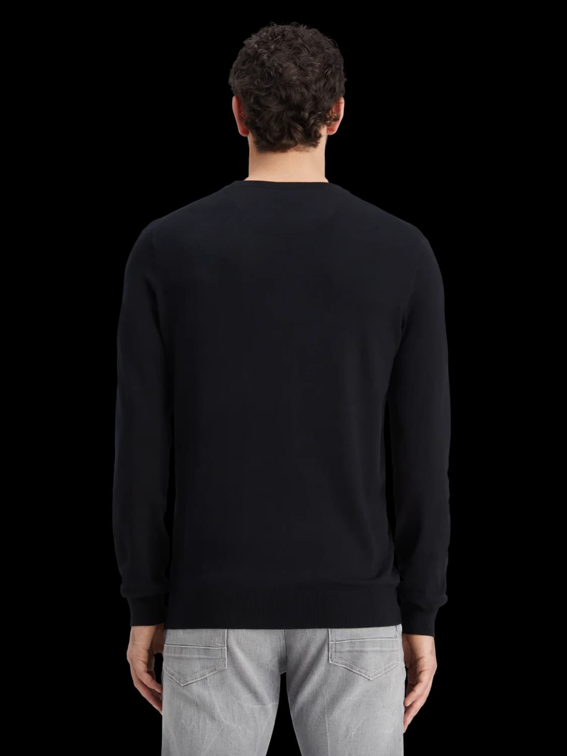 Core viscose pull c-neck