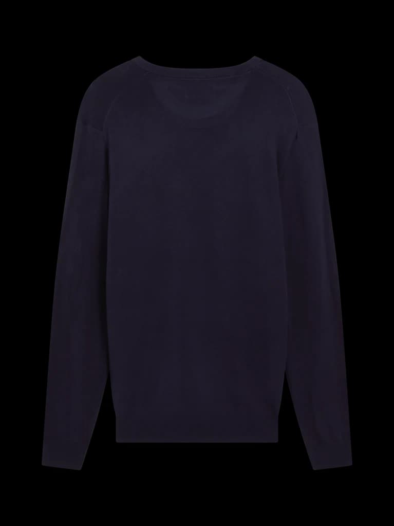 Core viscose pull c-neck