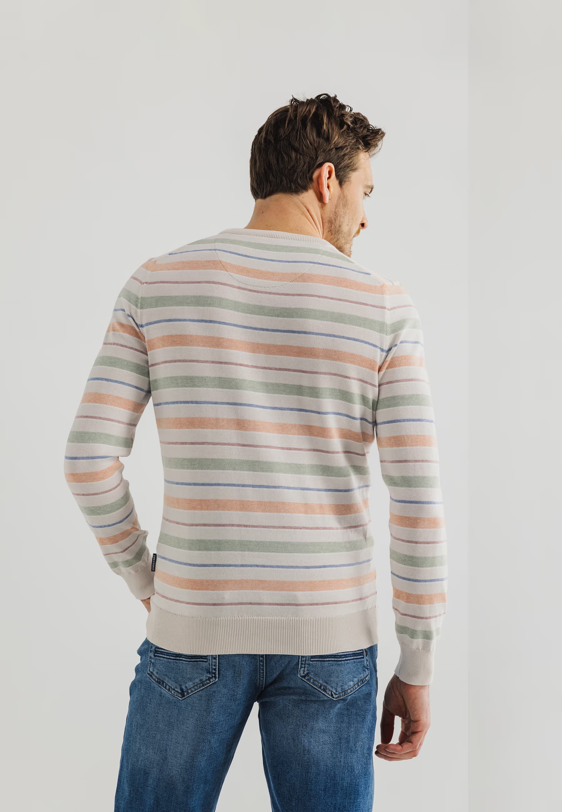 Crew neck striped structure