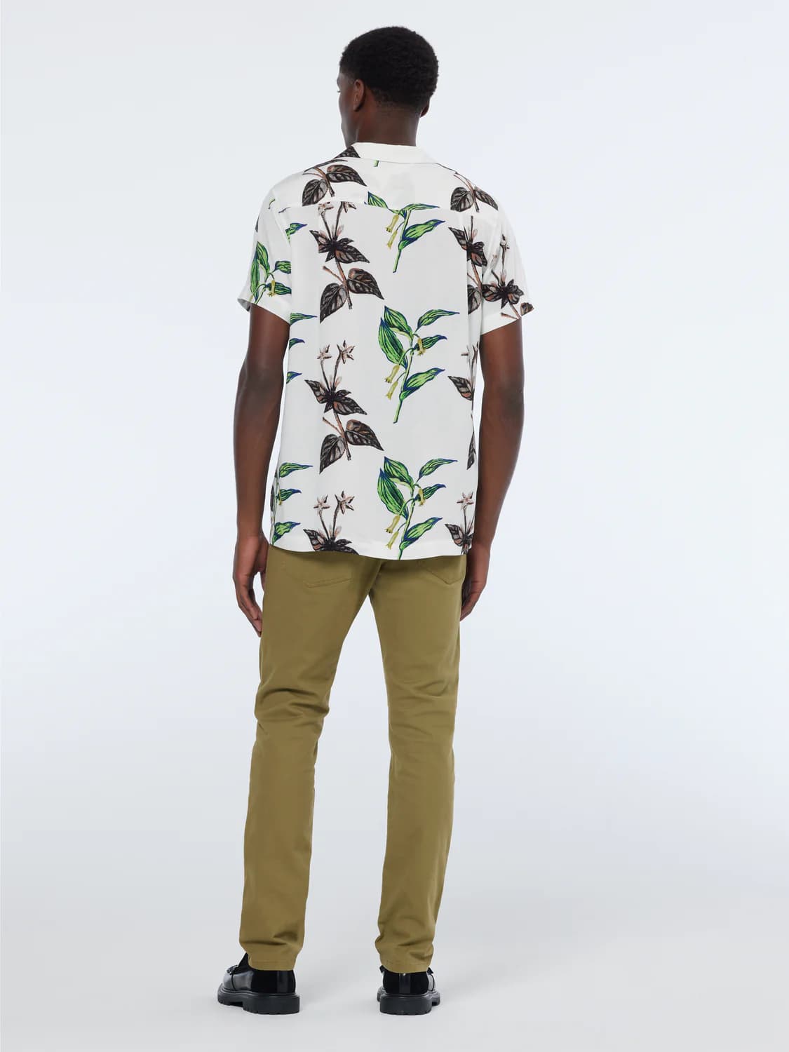 Reg fit short sleeve