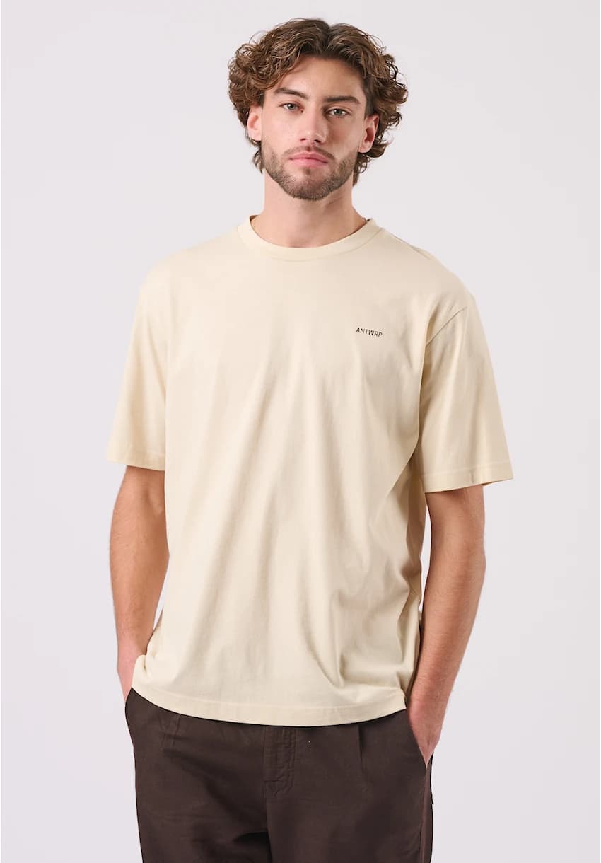 Straight fit tee