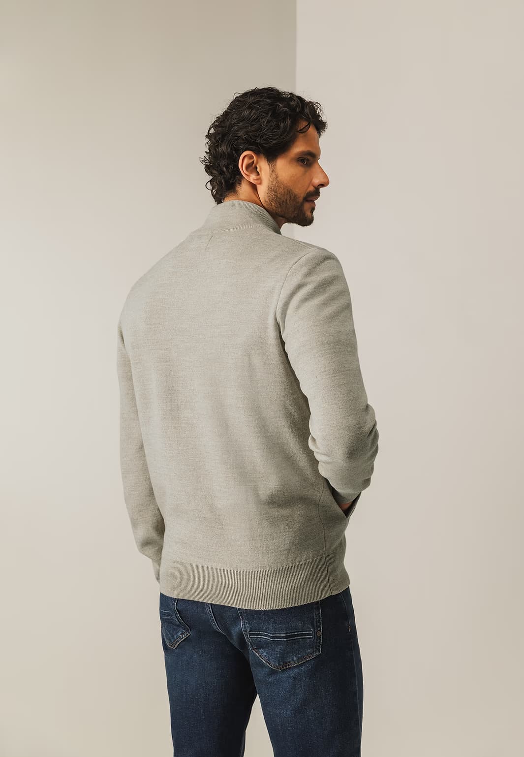 Cardigan zipper