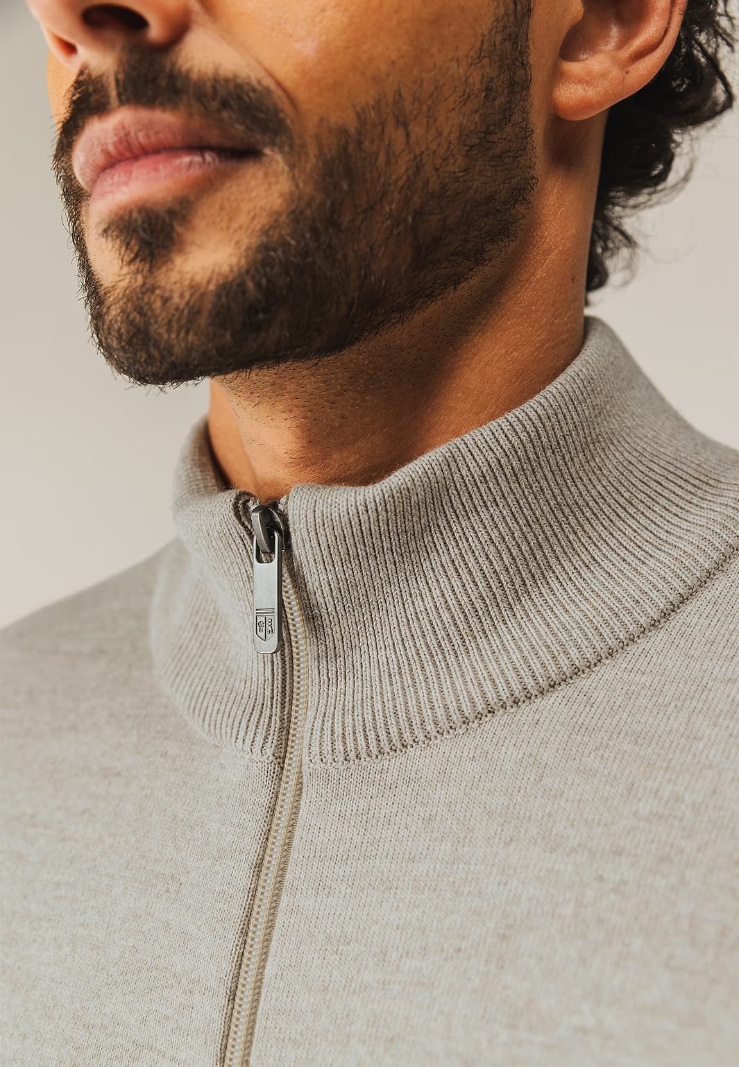 Cardigan zipper