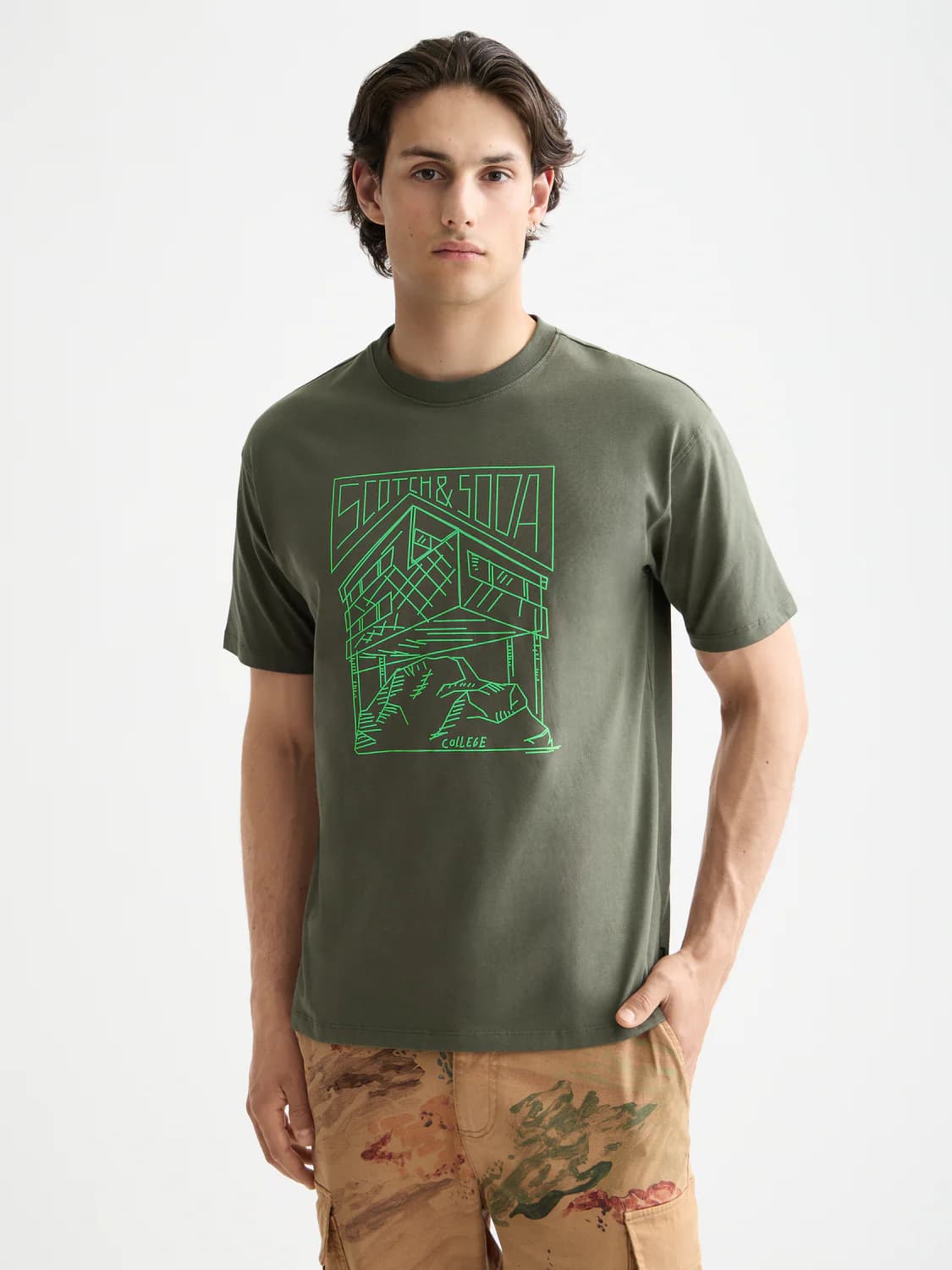 Relaxed fit logo tee