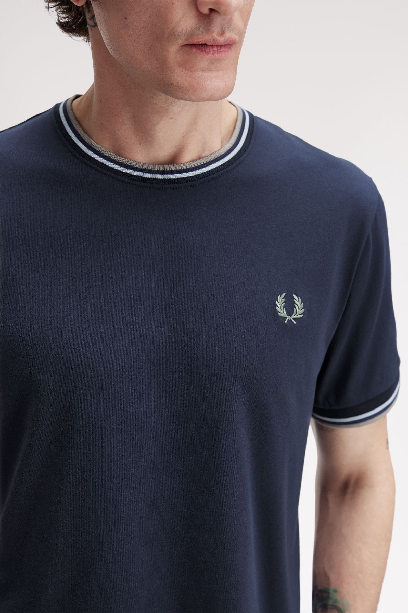 Twin tipped t-shirt