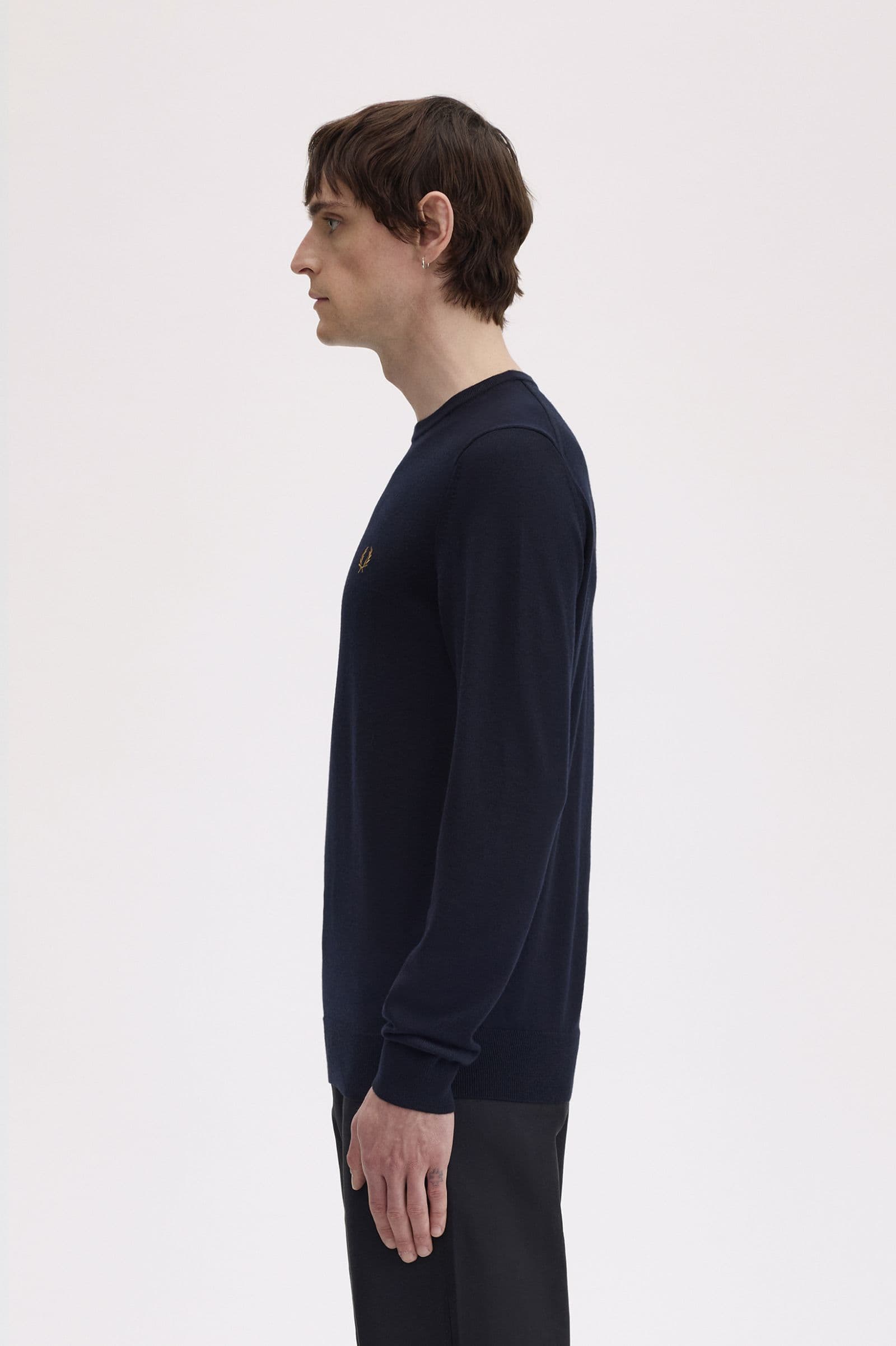 Classic c-neck jumper