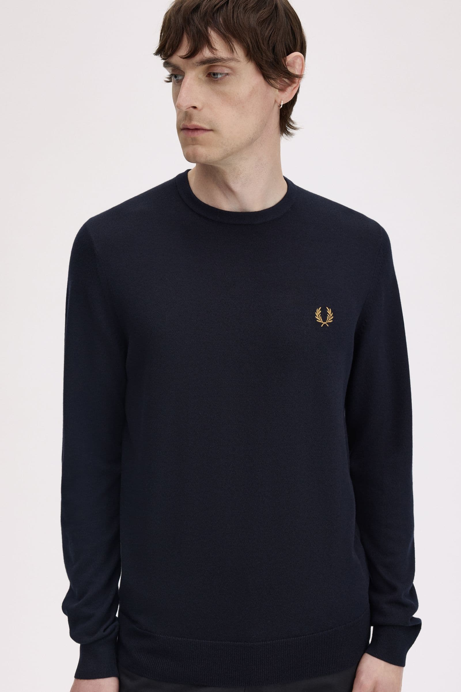 Classic c-neck jumper