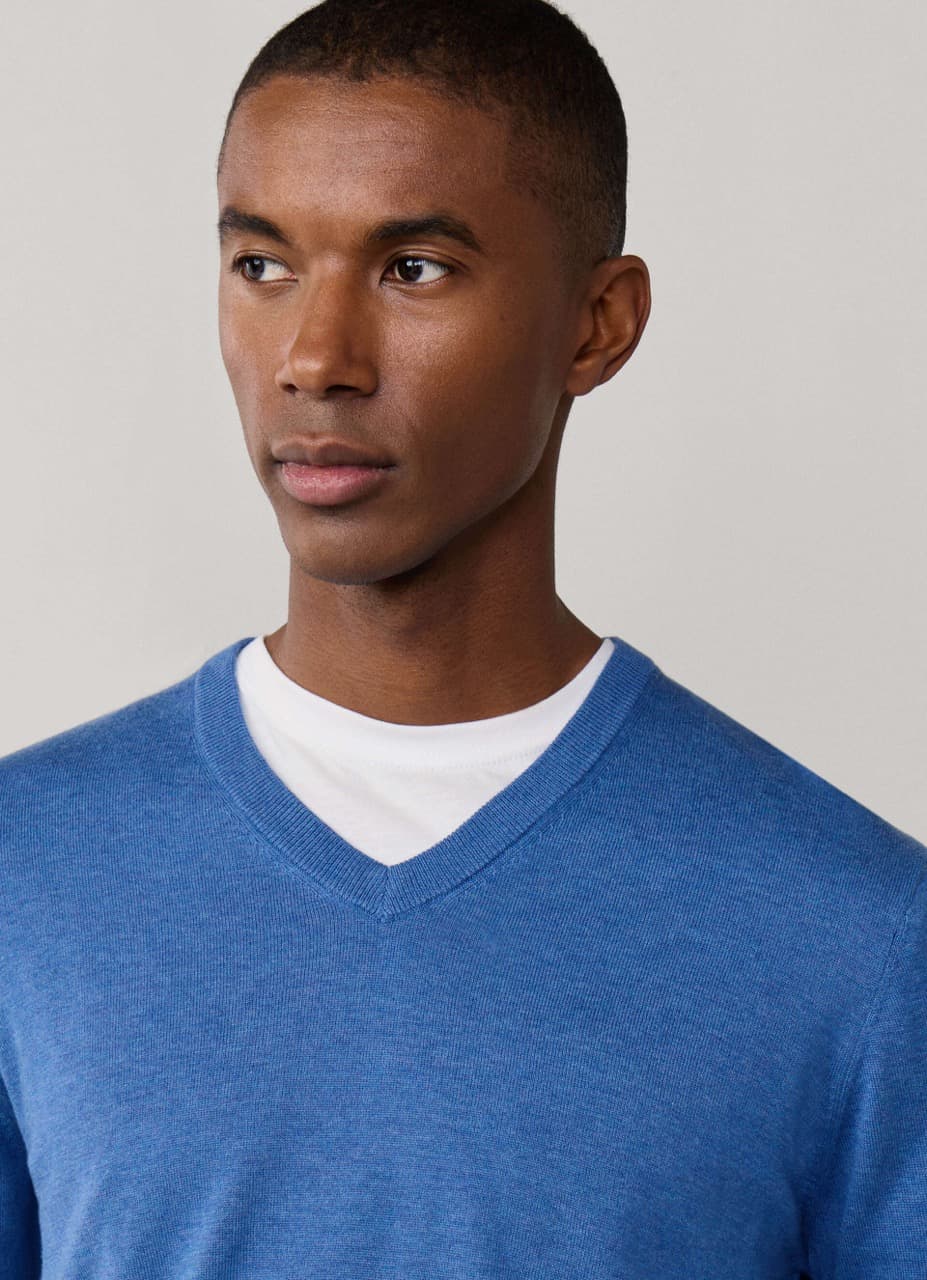 Cotton silk v-neck