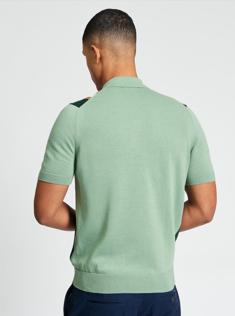 Vertical stripe knitted