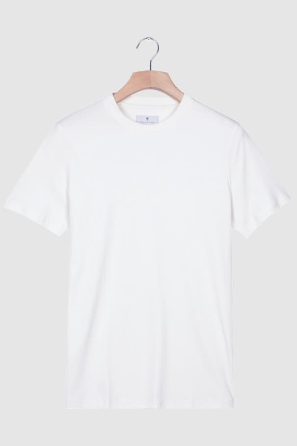 C-neck tee
