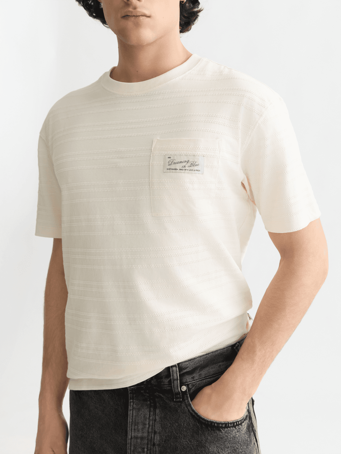 TEXTURED JACQUARD RELAXED-FIT T-SHIRT