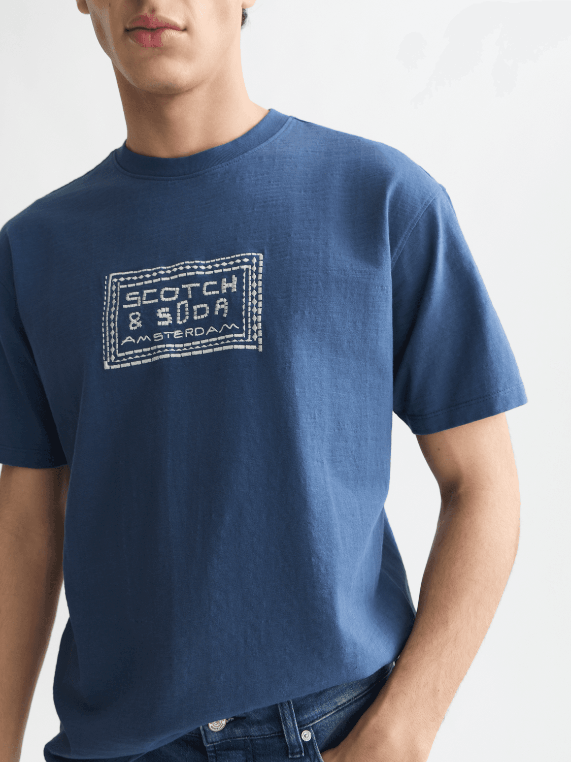 Scotch & Soda Embroidered Front Artwork Relaxed-Fit T-Shirt 183587-410