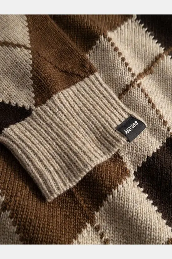 BKW571-L232