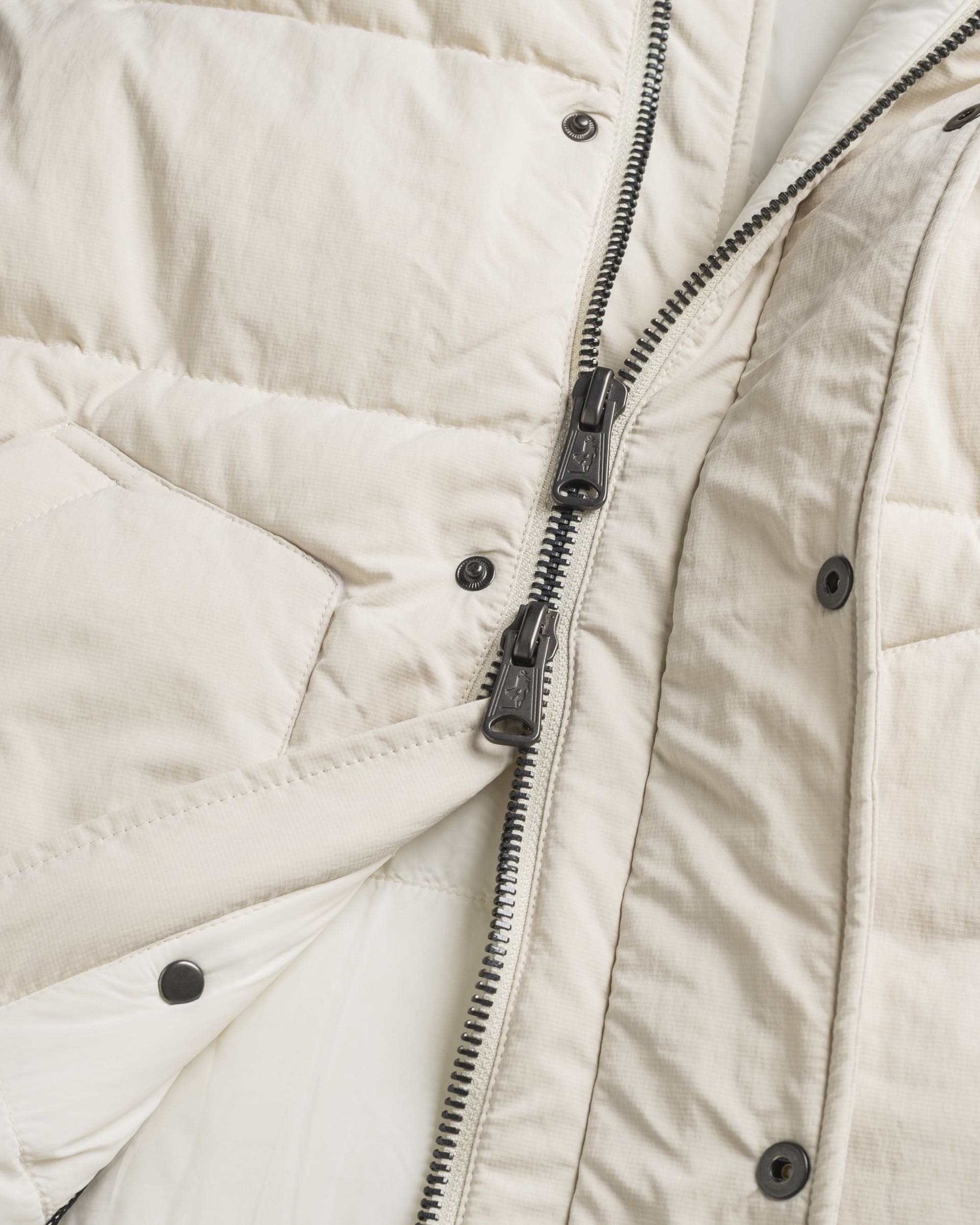 MCS Quilted Padded Ripstop Vest - Gardenia