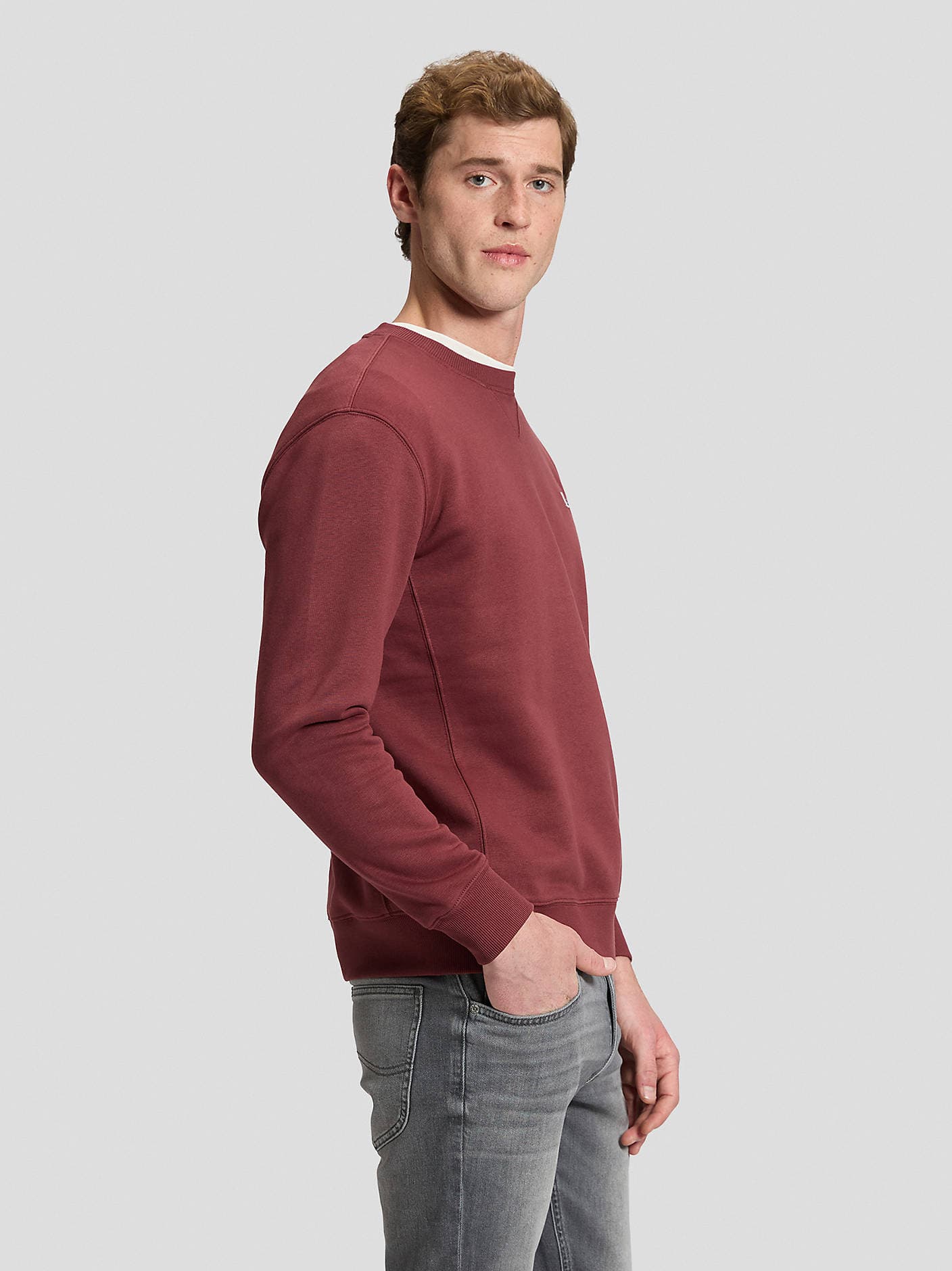 Lee Regular Patch Crew Sweatshirt – Port