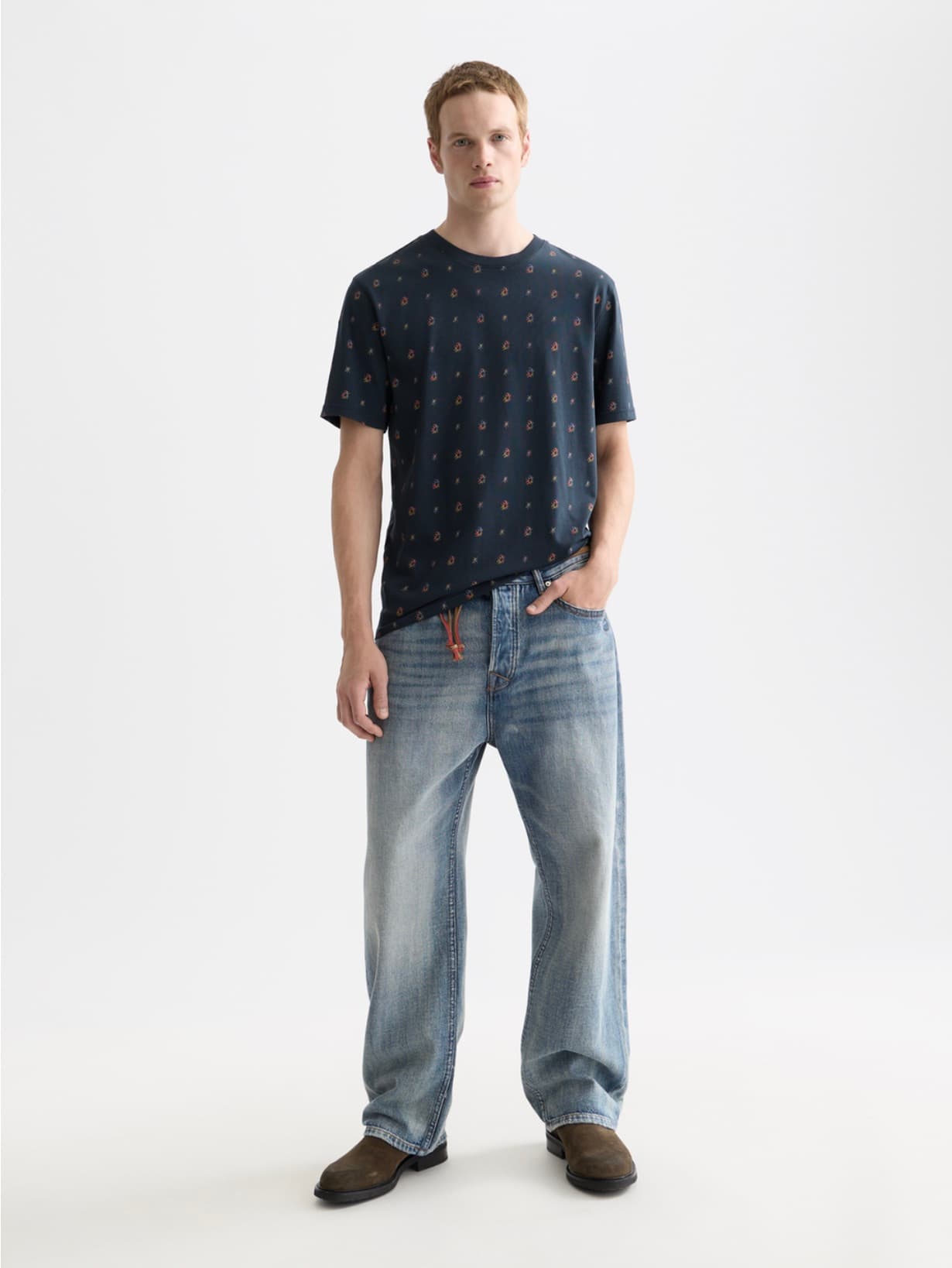 Micro printed tee