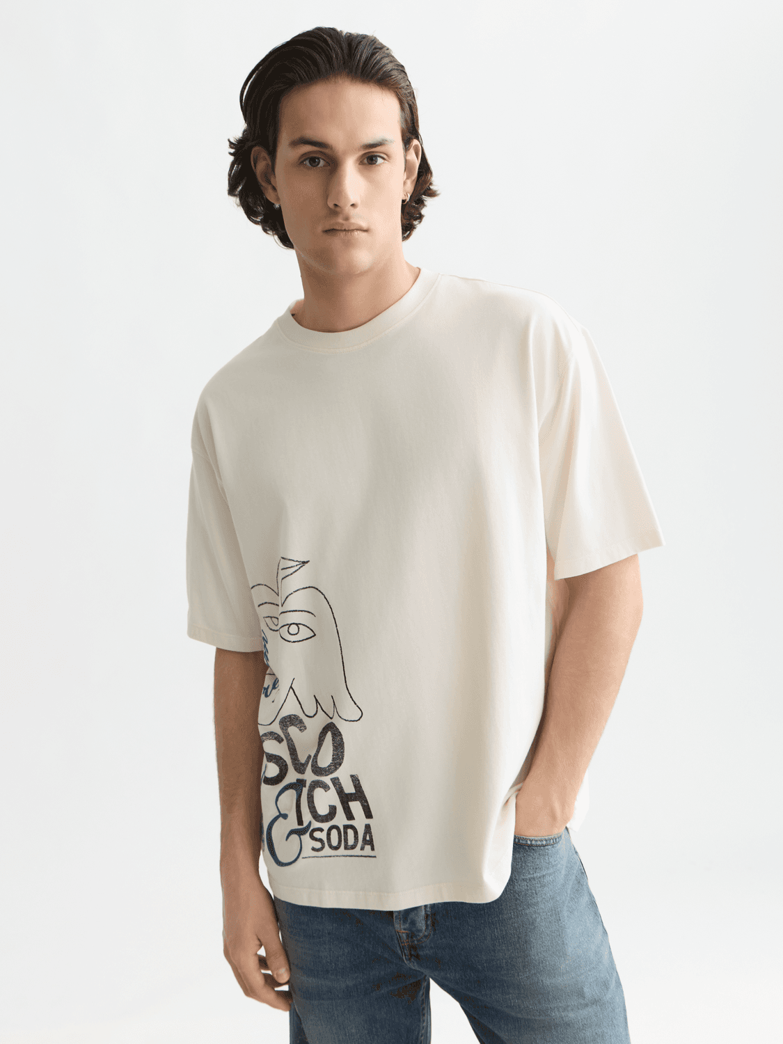 Scotch & Soda Worked Out Artwork Loose Fit T-shirt 183584 270 Eggnog