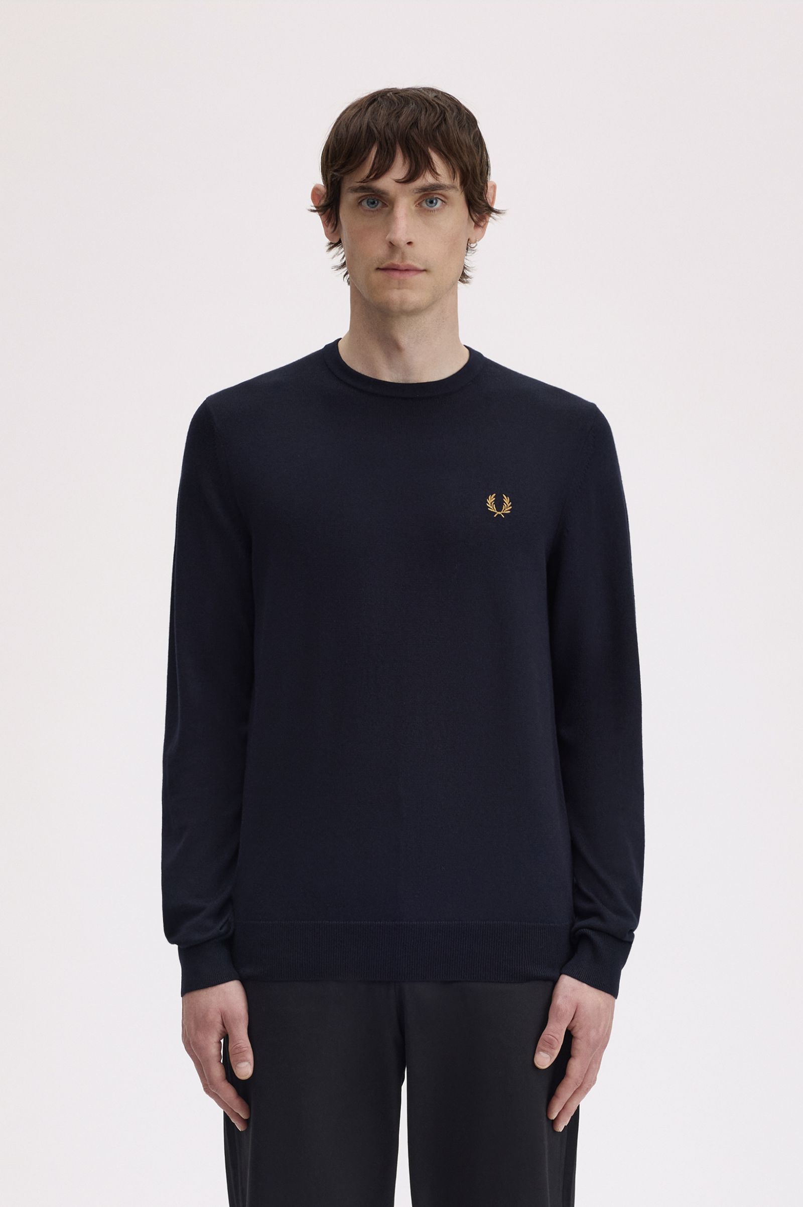 Classic c-neck jumper