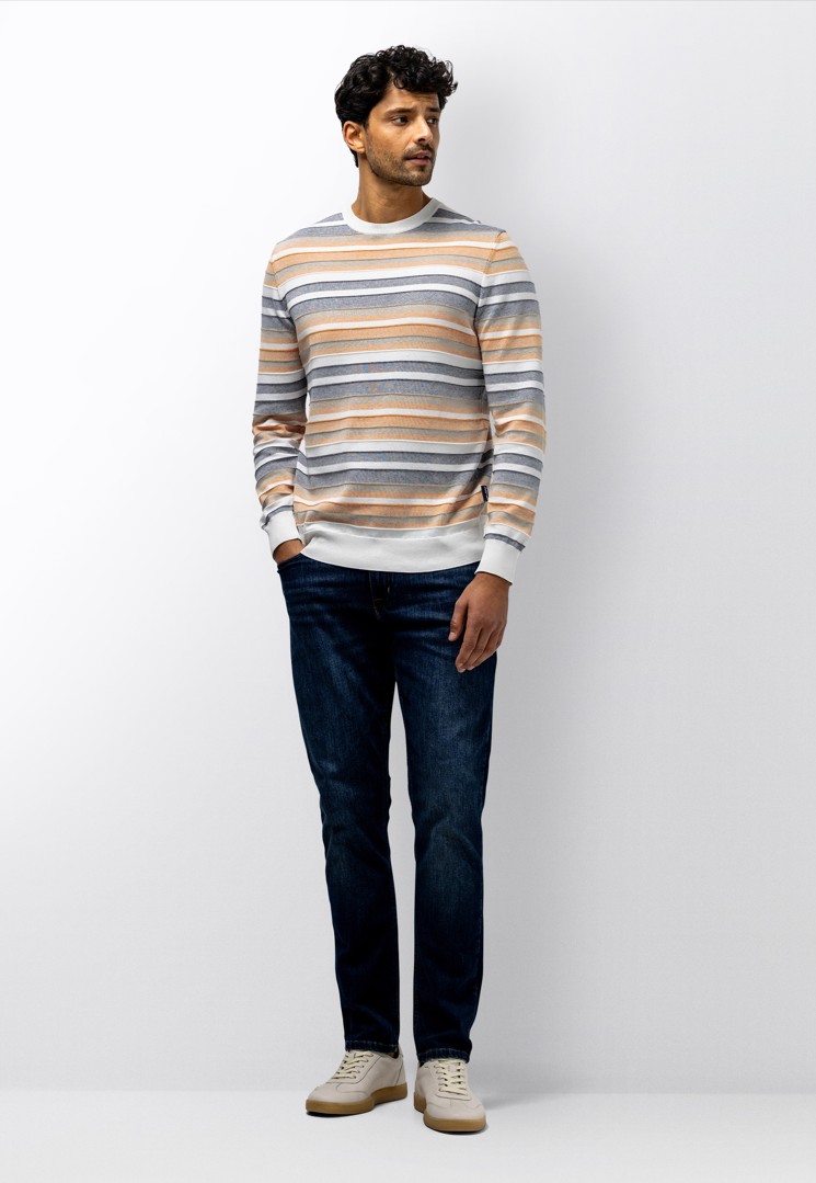 C-neck striped